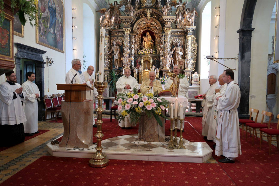 Velikonočno romanje tržaških Slovencev v Leskovec