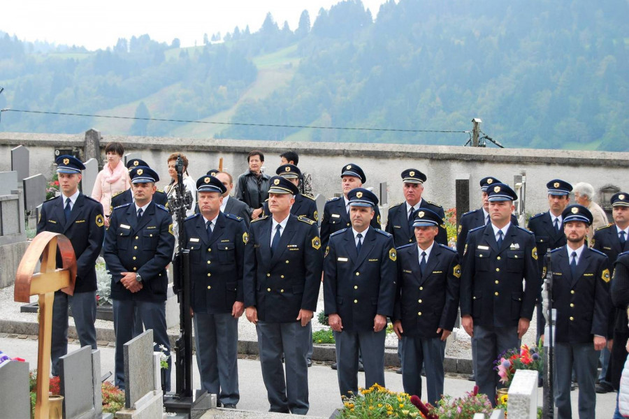 Sveta maša za pokojne policiste