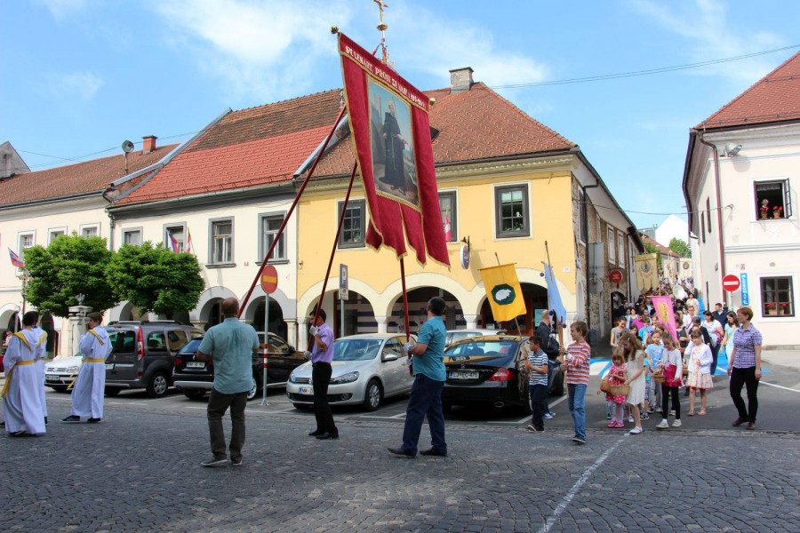 Skupna mestna telovska procesija