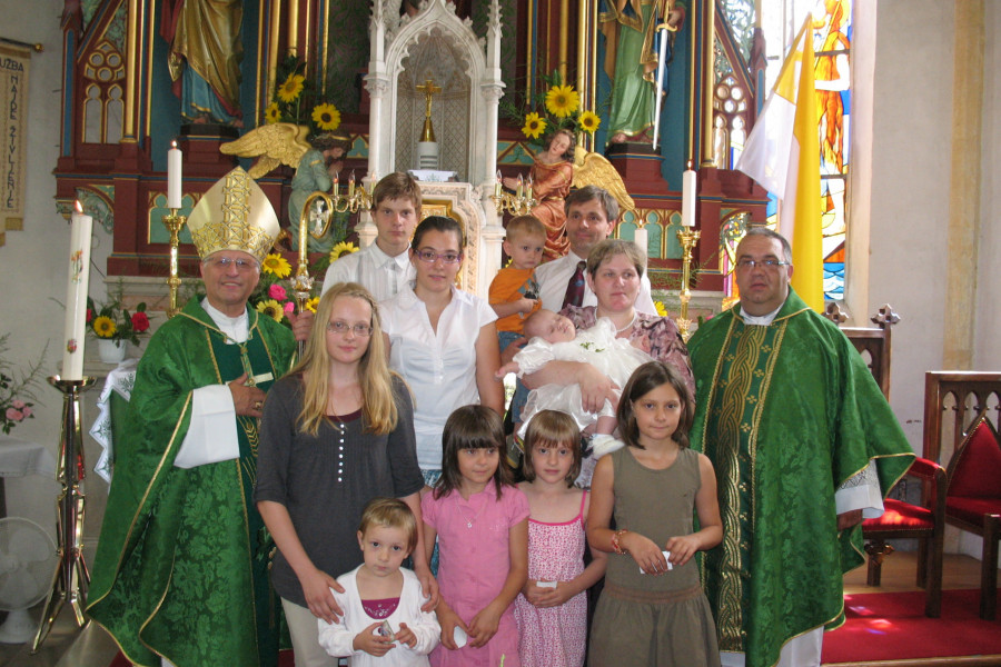Odličje svetega Jožefa letos prejme Družina Koprivc z Mirne
