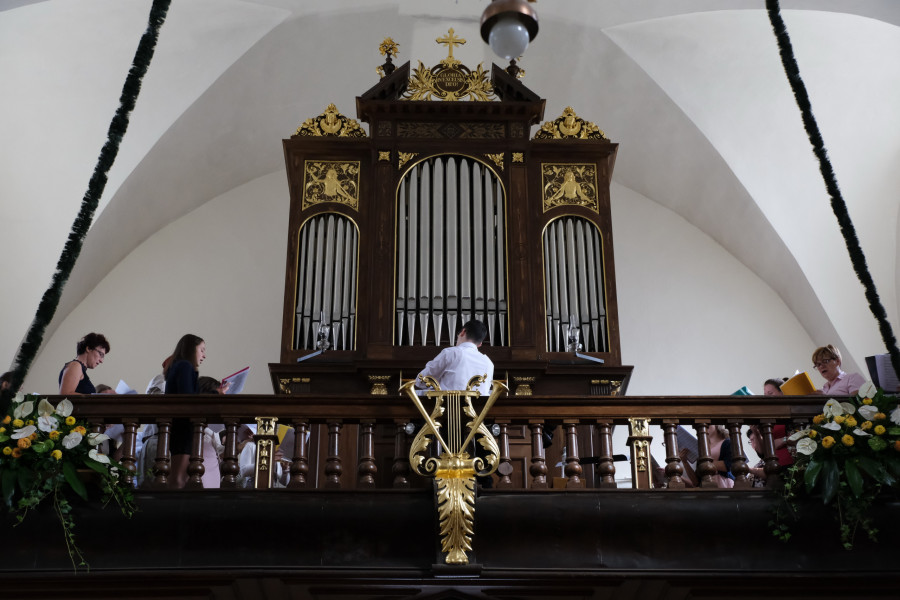 Blagoslov obnovljenih orgel v Mokronogu