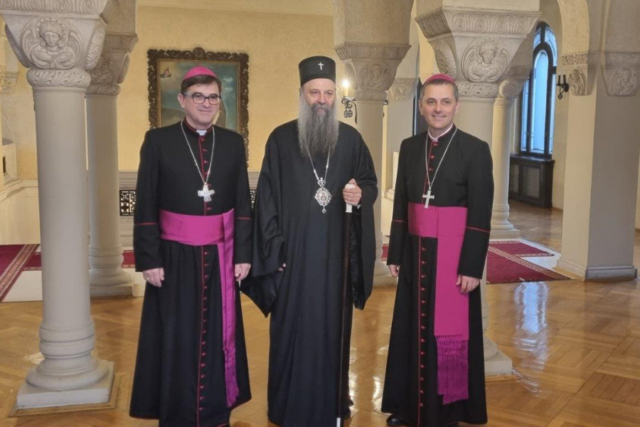 Škofa Andrej Saje in Maksimilijan Matjaž obiskala srbskega patriarha Porfirija
