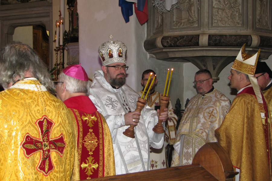 Vzhodna liturgija v novomeški stolnici